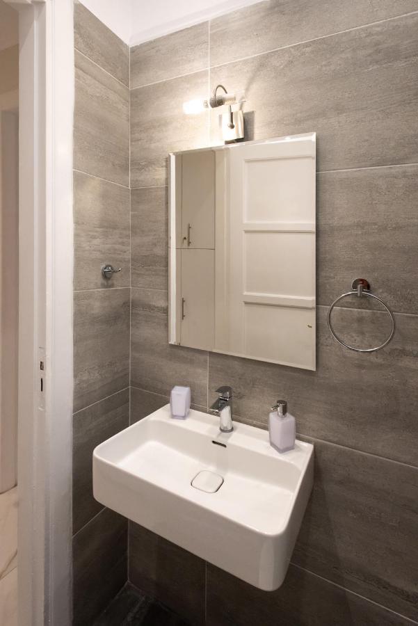 Blue Ark Lavish Sauna Suite Atene Esterno foto